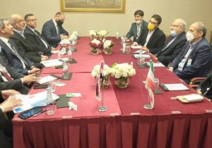 «افزایش صادرات» و «پرداخت بدهی»؛ محور مذاکرات وزیران نفت ایران و عراق در دوحه