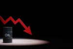 طلای سیاه در سراشیبی کاهش قیمت