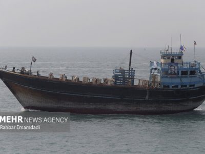 ۳۸ فروند شناور متخلف صیادی در مناطق دریایی خوزستان متوقف شدند