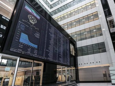 بورس همچنان قرمز