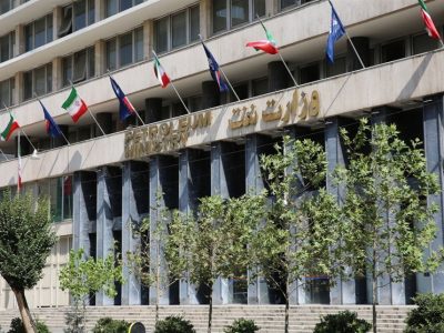 امضاهای طلایی در وزارت نفت از ابتدای امسال متوقف شد