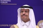 عربستان: آمریکا بازار نفت را دستکاری میکند
