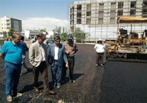 نیکزاد: تأمین قیر تهاتری برای محلات ۱۳ گانه اردبیل در دست اقدام است