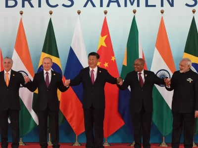 کشورهای بریکس درصدد آزمایش سیستم پرداختی بریکس با ارزهای ملی