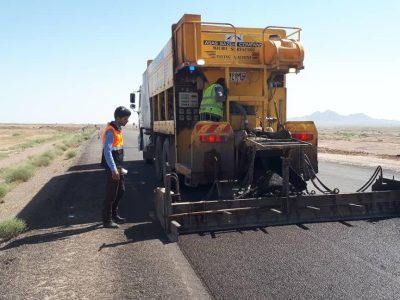 آسفالت لاستیکی  برای نخستین بار در جاده های کشور