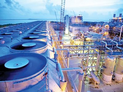 آمادگی مخازن ذخیرهسازی منطقه جاسک برای بارگیری و ارسال نفتخام