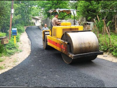 آسفالت چهار هکتاراز خیابان های آستارا بهسازی شد