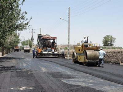 اجرای عملیات آسفالت ۱۰ روستای «چرداول» در کمتر از یک ماه