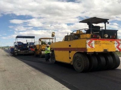 معابر هفت روستای جاسک درقالب طرح هادی آسفالت شد