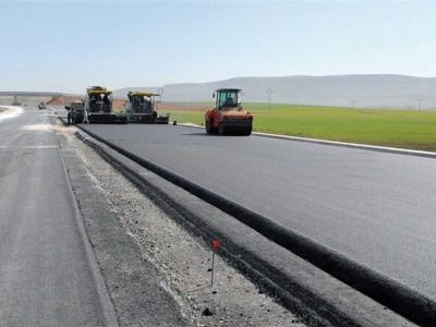 ۱۳۴کیلومترآسفالت درجاده های لرستان اجرا شد