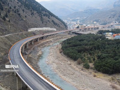 باز شدن گره دیگر از ترافیک تهران- گیلان/ قطعه پایانی آزادراه قزوین- رشت بهره‌برداری شد