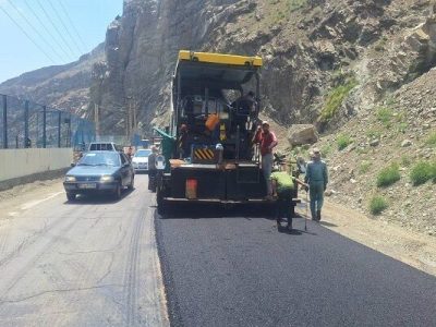 آغاز عملیات اجرای روکش آسفالت در محور کرج_کندوان