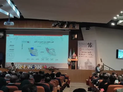 سالانه ۳۶۰ همت برای حفظ جاده ها نیاز است ولی ۱۰ درصد آن تامین می شود