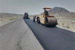 روکش آسفالت محور سیریک-میناب محدوده روستای زیارت