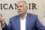 حسنپور بیگلری:نشستی با معاون وزیر نفت با محوریت افزایش سهمیه قیر شهرستانهای کرمان و راور برگزار کردیم