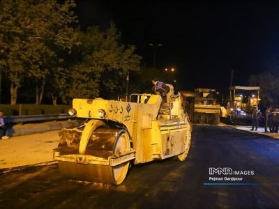 پیشرفت ۲۰ درصدی آسفالت معابر اصلی و فرعی منطقه ۸ اصفهان