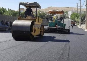 اجرای ۲۵۰ هزار مترمربع آسفالت در روستاهای بروجرد تا پایان سال