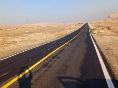 تامین قیر ۱۰‌ کیلومتر از محور رفسنجان-داوران توسط سازمان راهداری کشور