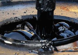 آیا قیمت نفت و قیر تسلیم تنش‌های سیاسی شدند؟