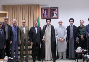 نشست مجمع نمایندگان گلستان با آیت الله نورمفیدی/ تاکید بر وحدت و همدلی به عنوان راهبرد اصلی برای عبور از چالشهای کشور