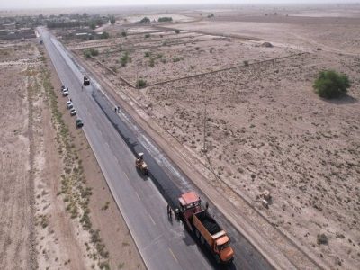 تعریض و بهسازی جاده ساحلی تنگستان «استان بوشهر» فعال است