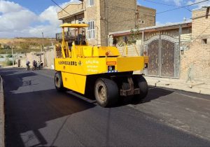 آسفالت بیش از ۲۰ هزار متر مربع از معابر شهر تاریخی تخت سلیمان
