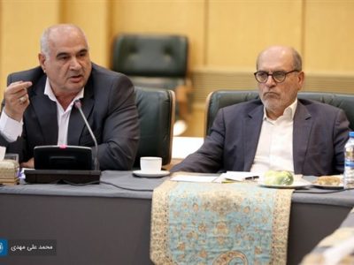 رفع تعهد ارزی بر مبنای یک منطق درست انجام نمی‌شود | افزایش ۱۰۰ درصدی صادرات با بازنگری در سیاست‌های ارزی ممکن می‌شود