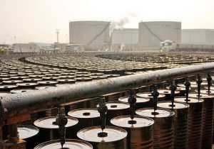 چرا آدرسهای غلط ارزی به سمت تولیدکنندگان قیر است؟