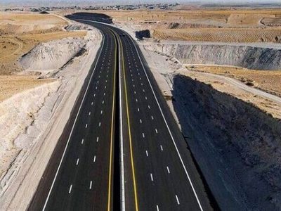 پایش مستمر و عملکردمحور قیر در طرحهای راهسازی سراسر کشور