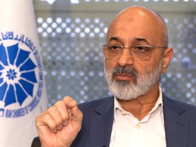 لزوم مقابله جدی با توزیع ارز غیرمولد و غیر هدفمند | دخالت در بازار ارز همواره به ضرر اقتصاد است
