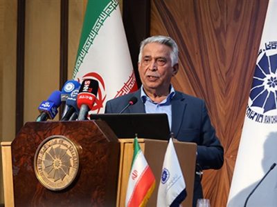 زمینه نقشآفرینی بخش خصوصی بهمنظور پررنگ شدن جنبه اقتصادی مذاکرات فراهم شود | از مرزهایی که کالا رد میشود، گلوله رد نمیشود