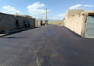 آسفالت معابر سه روستای کرمانشاه با ۱۱۵ میلیارد ریال اجرا شد