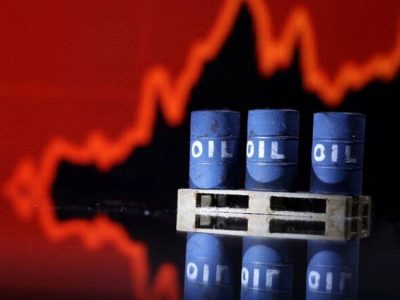 کاهش قیمت نفت در پی مذاکرات ایران و عمان